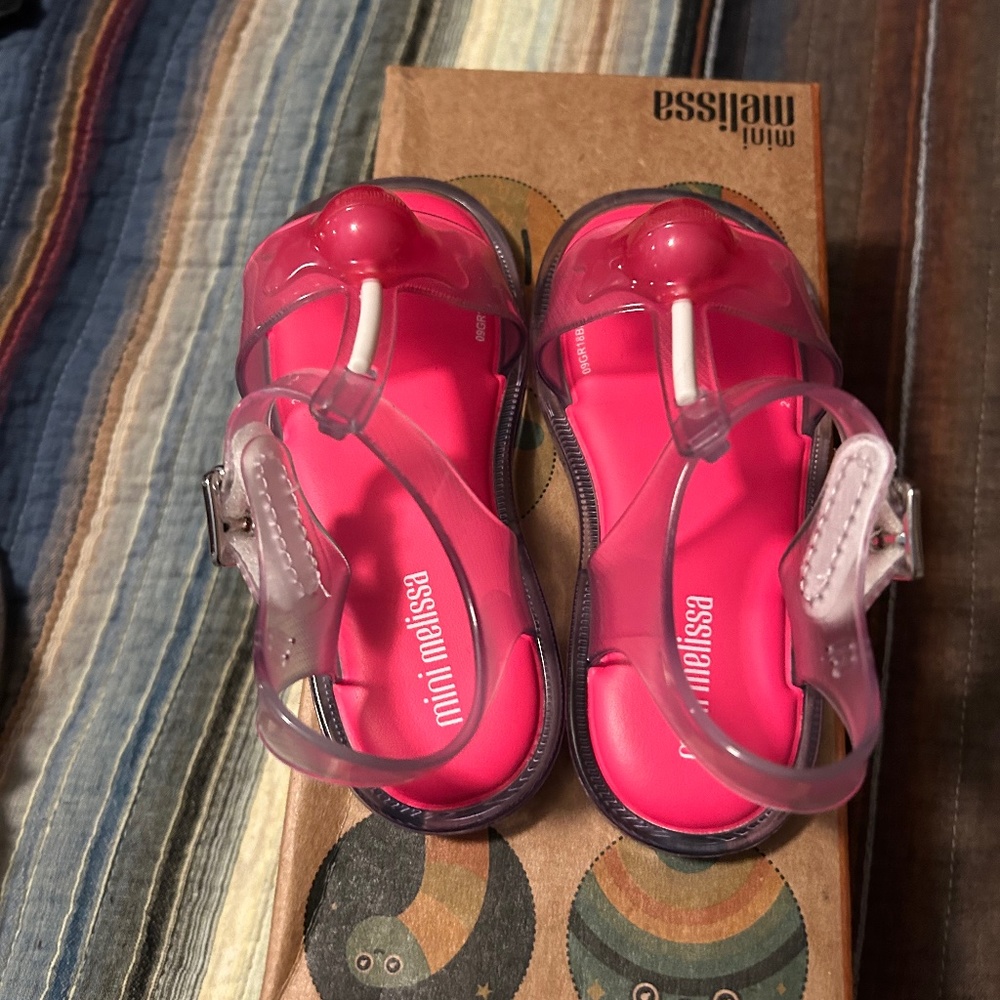 Mini Melissa Toddler size 8